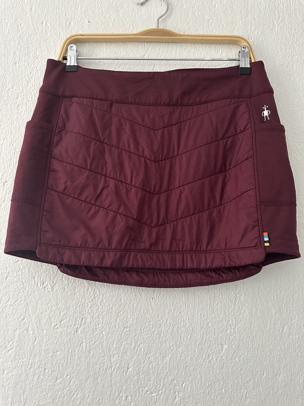 Smartwool Women M Insulated Skirt Burgundy Merino Wool Hiking Outdoor Quilted